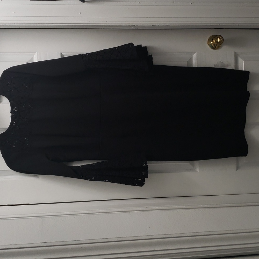 NY & Co Black Lace Sleeve Dress. SIZE Large - Picture 2 of 8